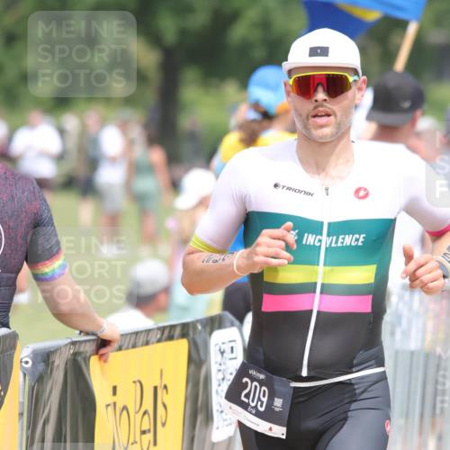 22.06.2025 - Viking Triathlon H.Heesch http://msf.ph/oto/8088115 22.06.2025 14:55:00 Laufen 209, 437 meine-sportfotos.de
