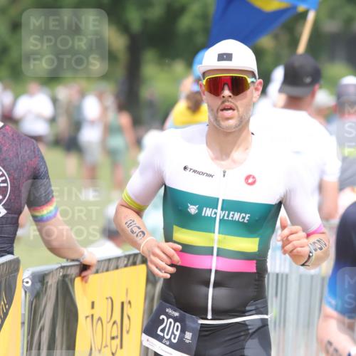 22.06.2025 - Viking Triathlon H.Heesch http://msf.ph/oto/8088118 22.06.2025 14:55:00 Laufen 209, 437 meine-sportfotos.de