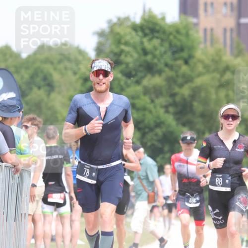22.06.2025 - Viking Triathlon H.Heesch http://msf.ph/oto/8088213 22.06.2025 14:56:17 Laufen 78, 88, 173, 213, 352, 524 meine-sportfotos.de