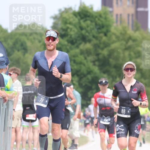 22.06.2025 - Viking Triathlon H.Heesch http://msf.ph/oto/8088221 22.06.2025 14:56:18 Laufen 78, 88, 173, 213, 352, 524 meine-sportfotos.de