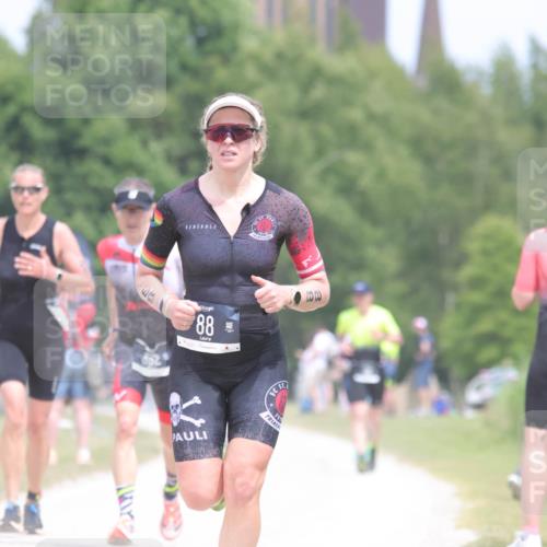 22.06.2025 - Viking Triathlon H.Heesch http://msf.ph/oto/8088232 22.06.2025 14:56:19 Laufen 78, 88, 173, 213, 352, 524 meine-sportfotos.de