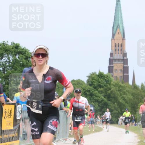 22.06.2025 - Viking Triathlon H.Heesch http://msf.ph/oto/8088255 22.06.2025 14:56:21 Laufen 78, 88, 267, 352 meine-sportfotos.de