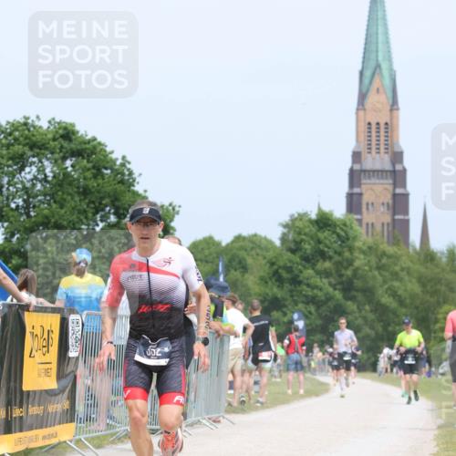 22.06.2025 - Viking Triathlon H.Heesch http://msf.ph/oto/8088284 22.06.2025 14:56:23 Laufen 78, 88, 267, 352 meine-sportfotos.de