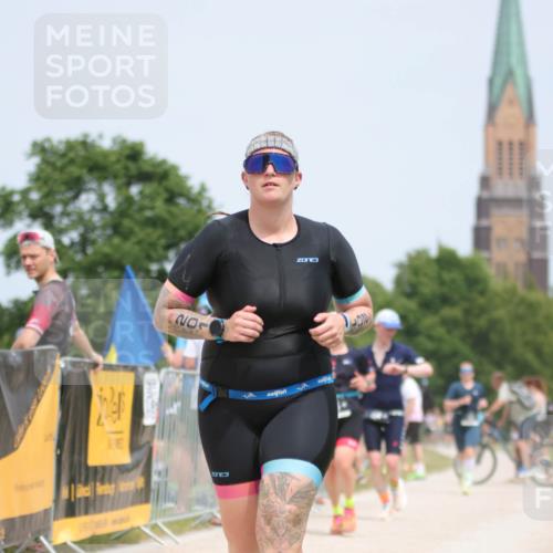22.06.2025 - Viking Triathlon H.Heesch http://msf.ph/oto/8088374 22.06.2025 14:56:47 Laufen 165, 194, 201 meine-sportfotos.de