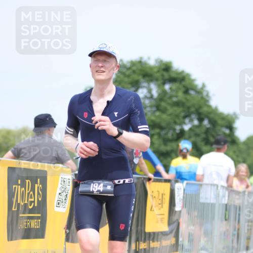 22.06.2025 - Viking Triathlon H.Heesch http://msf.ph/oto/8088408 22.06.2025 14:56:51 Laufen 165, 194, 201, 244 meine-sportfotos.de
