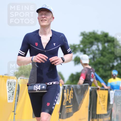 22.06.2025 - Viking Triathlon H.Heesch http://msf.ph/oto/8088435 22.06.2025 14:56:52 Laufen 165, 194, 201, 244 meine-sportfotos.de