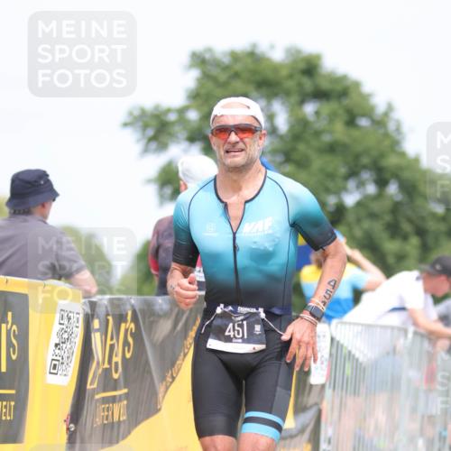 22.06.2025 - Viking Triathlon H.Heesch http://msf.ph/oto/8088487 22.06.2025 14:57:09 Laufen 451 meine-sportfotos.de