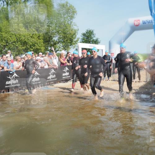 22.06.2025 - Viking Triathlon KatJ http://msf.ph/oto/8088596 22.06.2025 10:08:43 Schwimmen 71, 136, 166, 234, 241, 246, 303, 305, 319, 356, 357, 459, 470, 471, 640, 656 meine-sportfotos.de