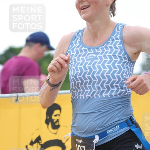 22.06.2025 - Viking Triathlon H.Heesch http://msf.ph/oto/8088626 22.06.2025 15:55:47 Laufen 197 meine-sportfotos.de