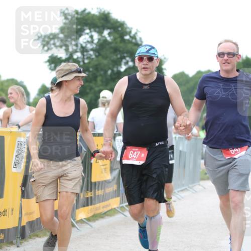 22.06.2025 - Viking Triathlon H.Heesch http://msf.ph/oto/8088660 22.06.2025 15:56:09 Laufen 199, 333, 647 meine-sportfotos.de