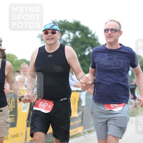 22.06.2025 - Viking Triathlon H.Heesch http://msf.ph/oto/8088712 22.06.2025 15:56:10 Laufen 199, 333, 647 meine-sportfotos.de