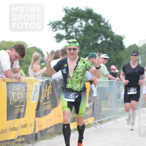 22.06.2025 - Viking Triathlon H.Heesch http://msf.ph/oto/8088751 22.06.2025 15:56:21 Laufen 261, 306 meine-sportfotos.de
