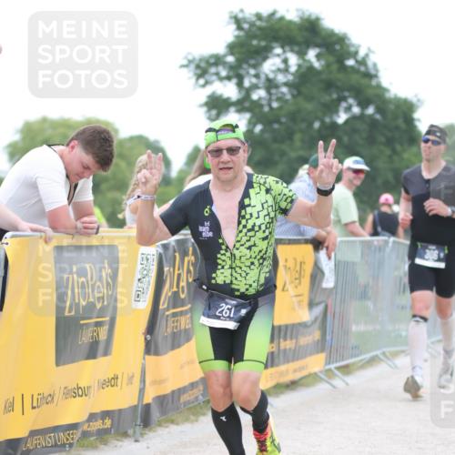 22.06.2025 - Viking Triathlon H.Heesch http://msf.ph/oto/8088756 22.06.2025 15:56:21 Laufen 261, 306 meine-sportfotos.de