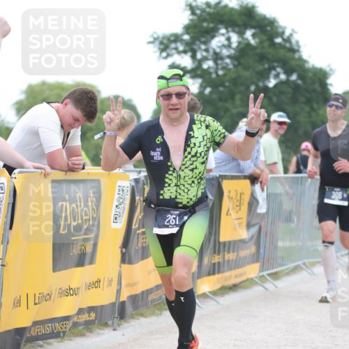 22.06.2025 - Viking Triathlon H.Heesch http://msf.ph/oto/8088763 22.06.2025 15:56:21 Laufen 261, 306 meine-sportfotos.de