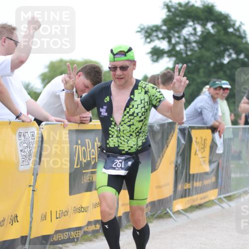 22.06.2025 - Viking Triathlon H.Heesch http://msf.ph/oto/8088773 22.06.2025 15:56:22 Laufen 261, 306 meine-sportfotos.de