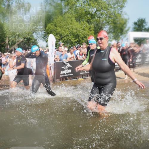 22.06.2025 - Viking Triathlon KatJ http://msf.ph/oto/8088813 22.06.2025 10:08:51 Schwimmen 160, 234, 241, 356, 359, 405, 471, 483, 634, 640, 656 meine-sportfotos.de