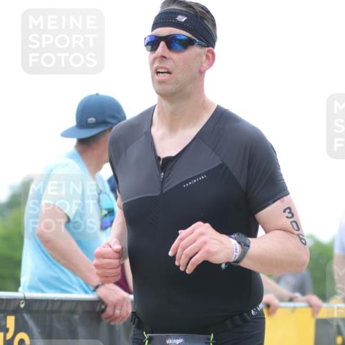 22.06.2025 - Viking Triathlon H.Heesch http://msf.ph/oto/8088832 22.06.2025 15:56:25 Laufen 261, 306 meine-sportfotos.de