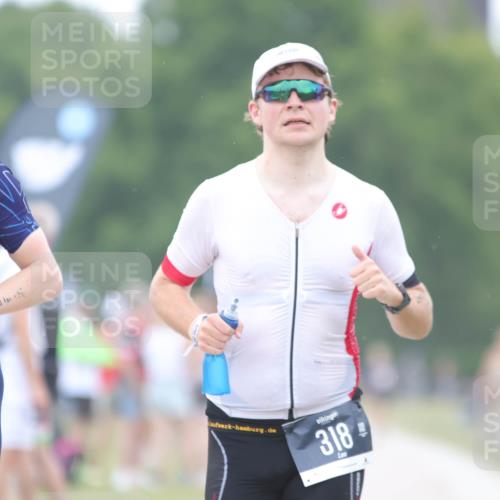 22.06.2025 - Viking Triathlon H.Heesch http://msf.ph/oto/8088846 22.06.2025 15:56:37 Laufen 318, 328 meine-sportfotos.de