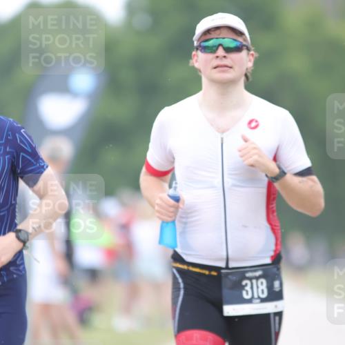 22.06.2025 - Viking Triathlon H.Heesch http://msf.ph/oto/8088849 22.06.2025 15:56:37 Laufen 318, 328 meine-sportfotos.de