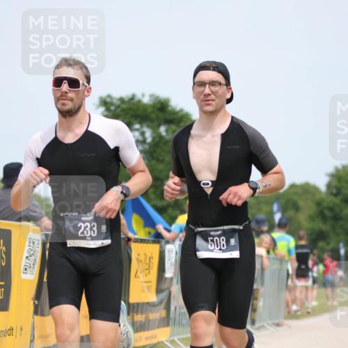 22.06.2025 - Viking Triathlon H.Heesch http://msf.ph/oto/8088851 22.06.2025 14:58:29 Laufen 233, 471, 472, 477, 508 meine-sportfotos.de