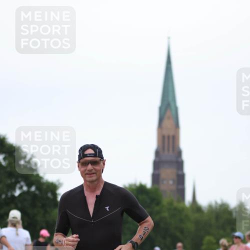 22.06.2025 - Viking Triathlon H.Heesch http://msf.ph/oto/8088883 22.06.2025 15:57:28 Laufen 219 meine-sportfotos.de