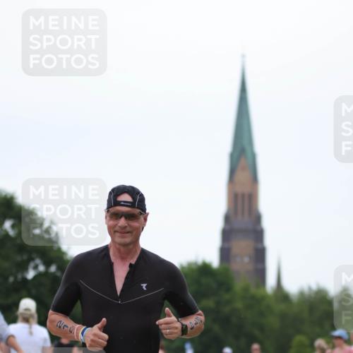 22.06.2025 - Viking Triathlon H.Heesch http://msf.ph/oto/8088891 22.06.2025 15:57:28 Laufen 219 meine-sportfotos.de