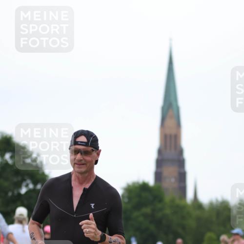 22.06.2025 - Viking Triathlon H.Heesch http://msf.ph/oto/8088894 22.06.2025 15:57:28 Laufen 219 meine-sportfotos.de