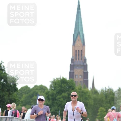 22.06.2025 - Viking Triathlon H.Heesch http://msf.ph/oto/8088918 22.06.2025 15:57:34 Laufen 205, 317 meine-sportfotos.de