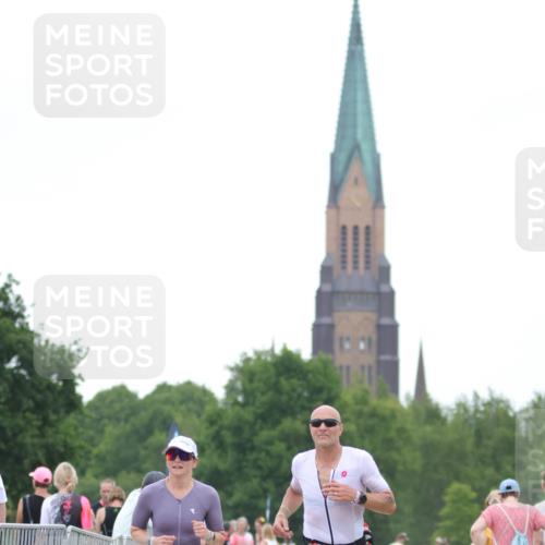 22.06.2025 - Viking Triathlon H.Heesch http://msf.ph/oto/8088922 22.06.2025 15:57:35 Laufen 205, 317 meine-sportfotos.de