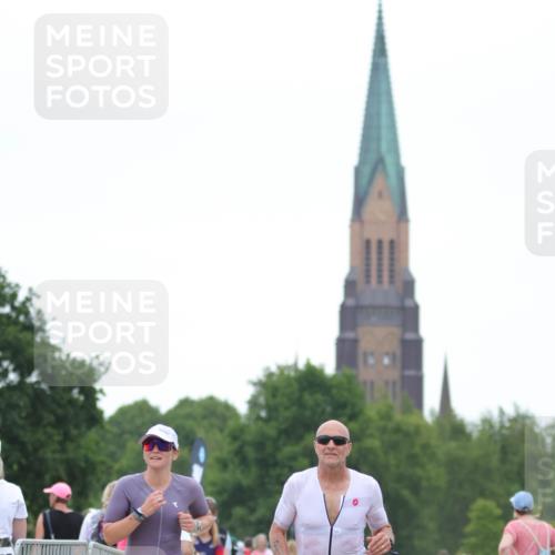 22.06.2025 - Viking Triathlon H.Heesch http://msf.ph/oto/8088937 22.06.2025 15:57:35 Laufen 205, 317 meine-sportfotos.de
