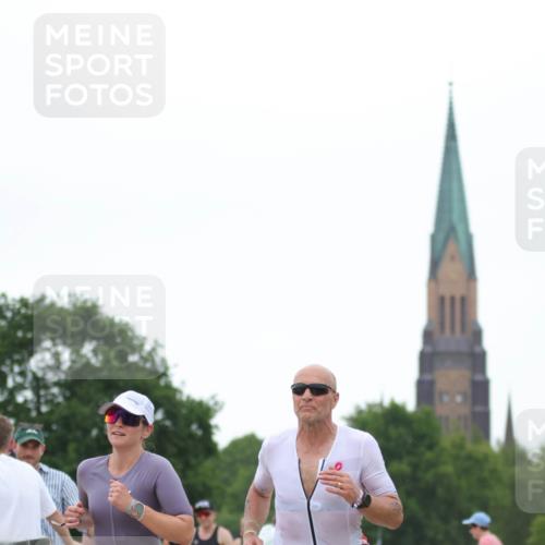 22.06.2025 - Viking Triathlon H.Heesch http://msf.ph/oto/8088953 22.06.2025 15:57:37 Laufen 205, 317 meine-sportfotos.de