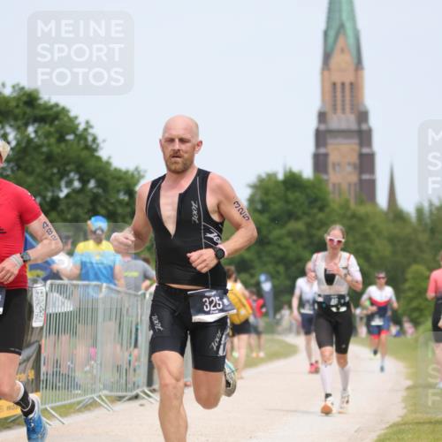 22.06.2025 - Viking Triathlon H.Heesch http://msf.ph/oto/8088954 22.06.2025 14:58:54 Laufen 46, 137, 196, 325, 482 meine-sportfotos.de