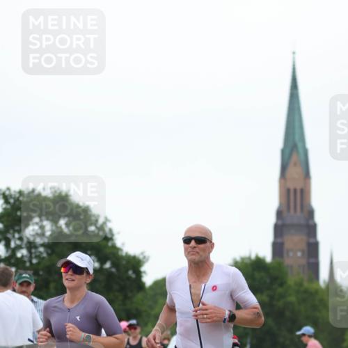 22.06.2025 - Viking Triathlon H.Heesch http://msf.ph/oto/8088955 22.06.2025 15:57:37 Laufen 205, 317 meine-sportfotos.de