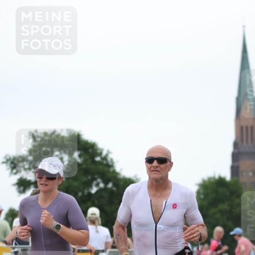 22.06.2025 - Viking Triathlon H.Heesch http://msf.ph/oto/8088976 22.06.2025 15:57:37 Laufen 205, 317 meine-sportfotos.de