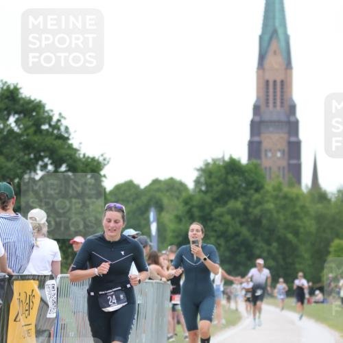 22.06.2025 - Viking Triathlon H.Heesch http://msf.ph/oto/8088985 22.06.2025 15:58:13 Laufen 24 meine-sportfotos.de