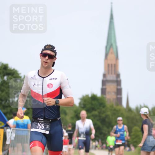 22.06.2025 - Viking Triathlon H.Heesch http://msf.ph/oto/8089028 22.06.2025 14:59:02 Laufen 46, 196, 611 meine-sportfotos.de