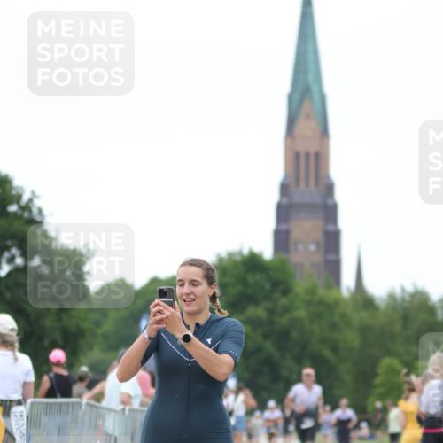 22.06.2025 - Viking Triathlon H.Heesch http://msf.ph/oto/8089060 22.06.2025 15:58:16 Laufen 24 meine-sportfotos.de