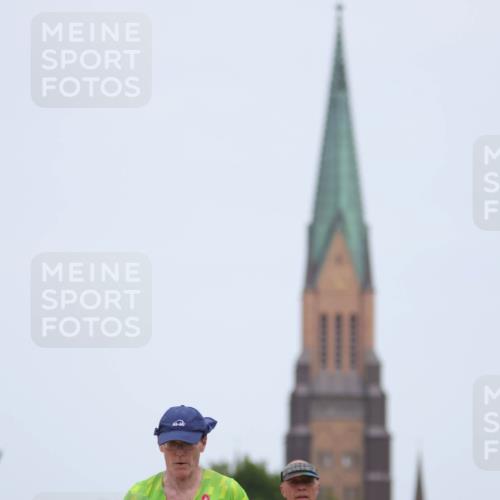 22.06.2025 - Viking Triathlon H.Heesch http://msf.ph/oto/8089131 22.06.2025 15:00:19 Laufen 64, 66 meine-sportfotos.de