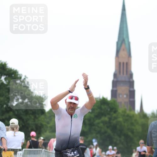 22.06.2025 - Viking Triathlon H.Heesch http://msf.ph/oto/8089166 22.06.2025 15:58:24 Laufen 18, 254 meine-sportfotos.de