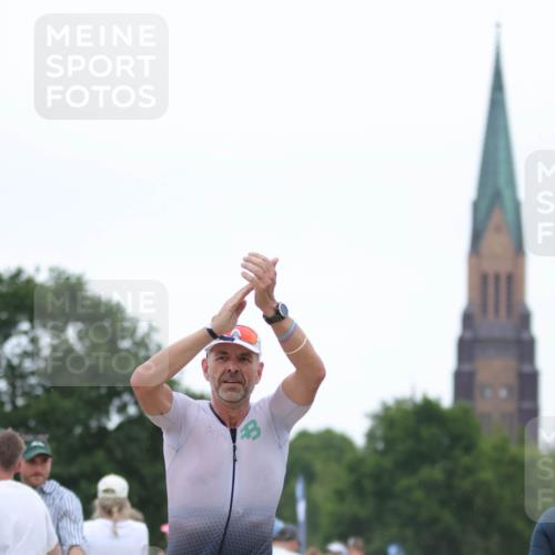 22.06.2025 - Viking Triathlon H.Heesch http://msf.ph/oto/8089201 22.06.2025 15:58:25 Laufen 18, 254 meine-sportfotos.de