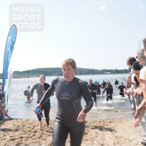 22.06.2025 - Viking Triathlon MichiJ http://msf.ph/oto/8089208 22.06.2025 10:37:23 Schwimmen 21, 34, 131, 172, 180, 187, 233, 253, 312, 316, 344, 370, 383, 454, 456, 649 meine-sportfotos.de