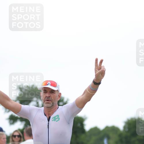 22.06.2025 - Viking Triathlon H.Heesch http://msf.ph/oto/8089255 22.06.2025 15:58:25 Laufen 18, 254 meine-sportfotos.de