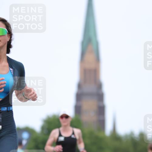 22.06.2025 - Viking Triathlon H.Heesch http://msf.ph/oto/8089270 22.06.2025 15:01:42 Laufen 282, 398 meine-sportfotos.de