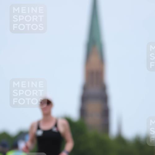 22.06.2025 - Viking Triathlon H.Heesch http://msf.ph/oto/8089301 22.06.2025 15:01:44 Laufen 282, 398 meine-sportfotos.de