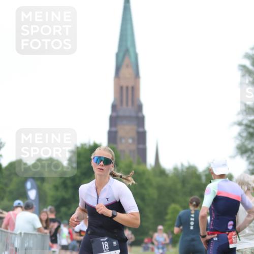 22.06.2025 - Viking Triathlon H.Heesch http://msf.ph/oto/8089309 22.06.2025 15:58:31 Laufen 18 meine-sportfotos.de