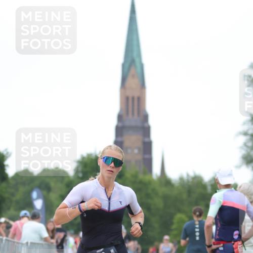 22.06.2025 - Viking Triathlon H.Heesch http://msf.ph/oto/8089324 22.06.2025 15:58:32 Laufen 18 meine-sportfotos.de