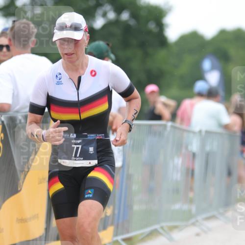 22.06.2025 - Viking Triathlon H.Heesch http://msf.ph/oto/8089365 22.06.2025 15:58:40 Laufen 77, 461 meine-sportfotos.de
