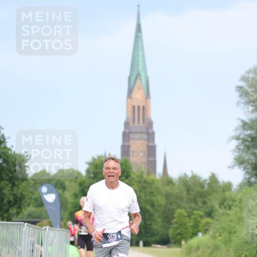 22.06.2025 - Viking Triathlon H.Heesch http://msf.ph/oto/8089369 22.06.2025 16:53:09 Laufen 359 meine-sportfotos.de