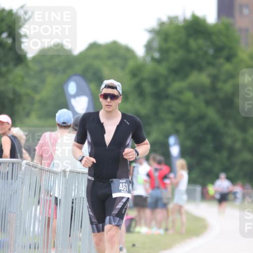 22.06.2025 - Viking Triathlon H.Heesch http://msf.ph/oto/8089378 22.06.2025 15:58:42 Laufen 77, 192, 461 meine-sportfotos.de