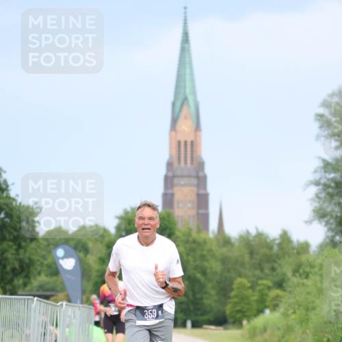 22.06.2025 - Viking Triathlon H.Heesch http://msf.ph/oto/8089394 22.06.2025 16:53:09 Laufen 359 meine-sportfotos.de